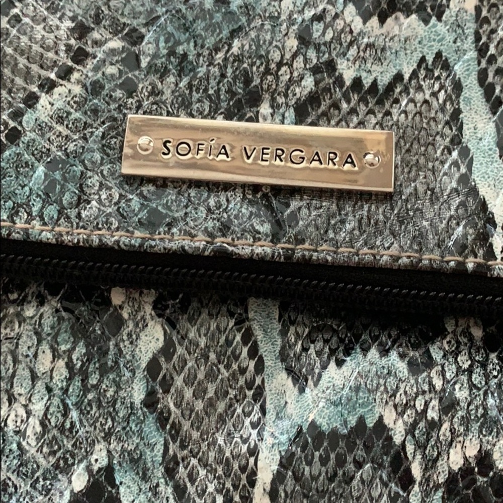 Hand bag - Picture 2 of 3